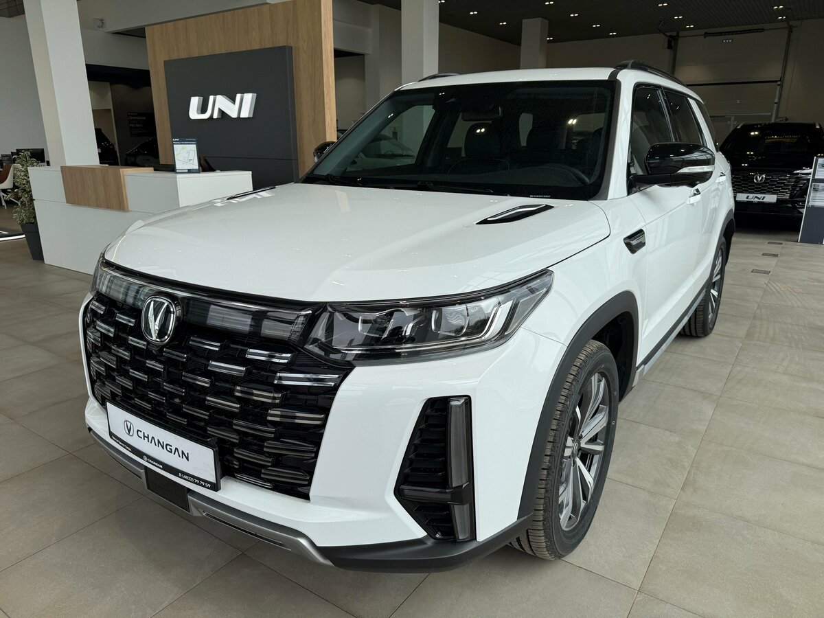 Открыть фотографии: Changan CS95 I Рестайлинг 2