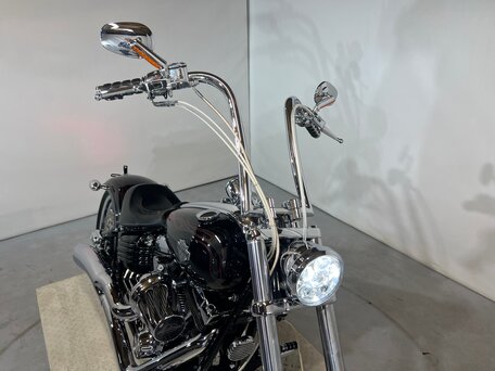 2008 Harley-Davidson Rocker C, чёрный, 910000 рублей, вид 5