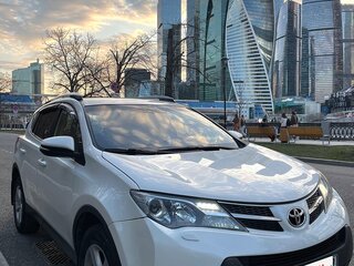 2013 Toyota RAV4 IV (XA40), белый, 2300000 рублей, вид 1
