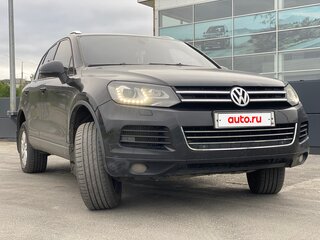 2010 Volkswagen Touareg II, чёрный, 1590000 рублей, вид 3