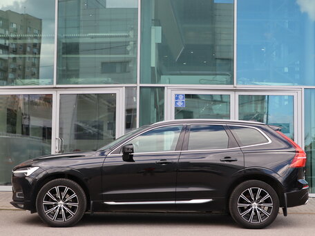 2021 Volvo XC60 II, чёрный, 3230000 рублей, вид 4