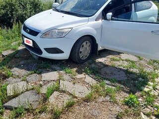 2011 Ford Focus II Рестайлинг, белый, 600000 рублей, вид 1