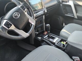 2013 Toyota Land Cruiser Prado 150 Series, серый, 3500000 рублей, вид 3
