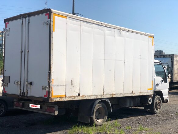 2009 Isuzu Elf (N-series), белый, 850000 рублей - вид 4