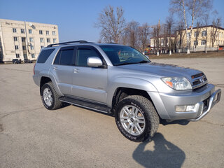 2004 Toyota 4Runner IV, серебристый, 2900000 рублей, вид 1