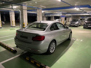 2018 BMW 2 серии F22 Рестайлинг, серебристый, 4200000 рублей, вид 4