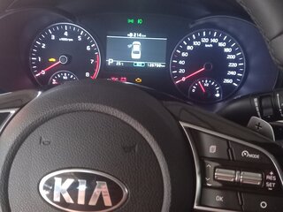 2019 Kia Optima IV Рестайлинг, белый, 2100000 рублей, вид 5