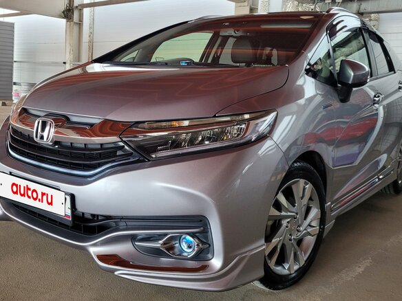 2017 Honda Shuttle II, серый, 1899999 рублей