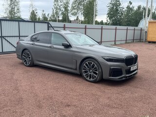 2020 BMW 7 серии 740d xDrive VI (G11/G12) Рестайлинг, серый, 7150000 рублей, вид 4