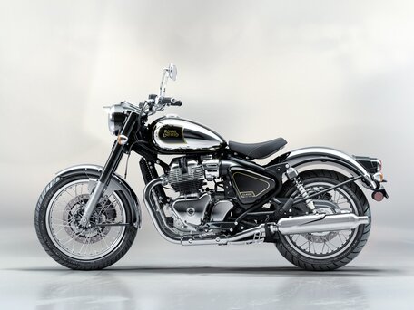 2025 Royal Enfield Classic 650, чёрный, 732000 рублей, вид 2