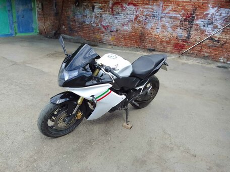 2012 Honda CBR 600F, белый, 650000 рублей, вид 2