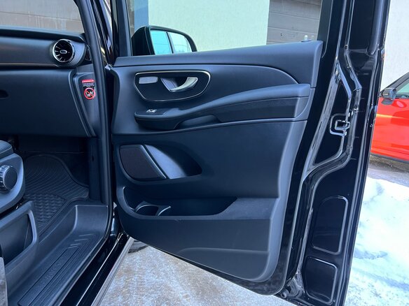 2021 Mercedes-Benz V-Класс Long 220 d длинный III (W447) Рестайлинг, чёрный, 8800000 рублей - вид 3