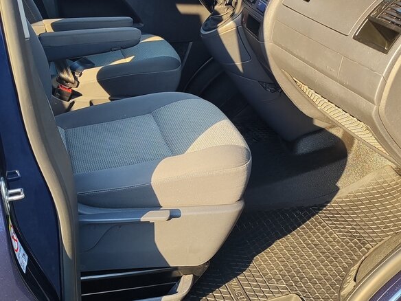 2010 Volkswagen Caravelle LWB Long T5 Рестайлинг, синий, 2300000 рублей - вид 5