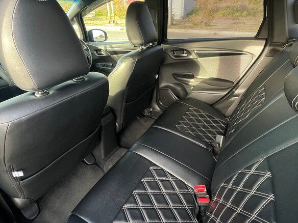 2017 Honda Fit III Рестайлинг, чёрный, 1200000 рублей - вид 12