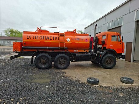 2010 НефАЗ Автоцистерны, оранжевый, 3900000 рублей, вид 2