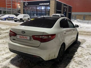 2012 Kia Rio III, белый, 600000 рублей, вид 4