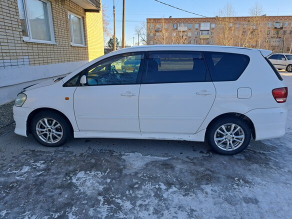 2002 Toyota Ipsum II (M20), белый, 1111111 рублей - вид 6