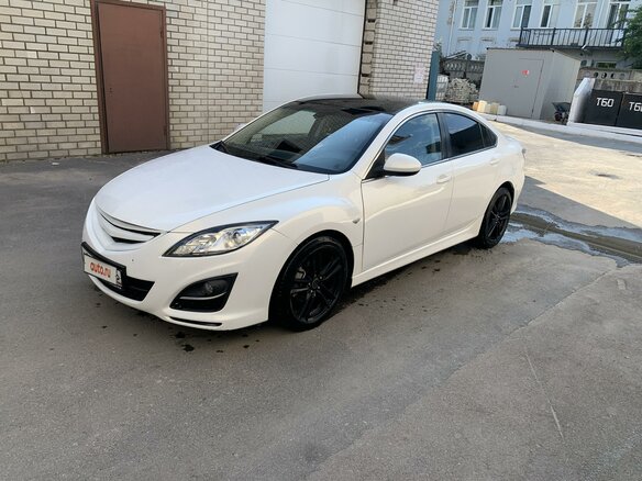 2010 Mazda 6 II (GH) Рестайлинг, белый, 850000 рублей