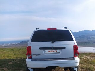 2008 Dodge Durango II Рестайлинг, белый, 2150000 рублей, вид 3