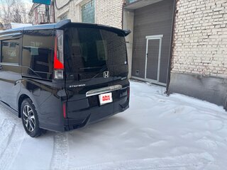 2020 Honda Stepwgn V Рестайлинг, чёрный, 2250000 рублей, вид 4