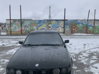 1994 BMW 5 серии 520i III (E34), чёрный, 500000 рублей, вид 2