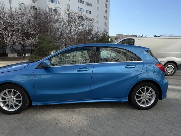 2013 Mercedes-Benz A-Класс 180 III (W176), голубой, 1200000 рублей - вид 5
