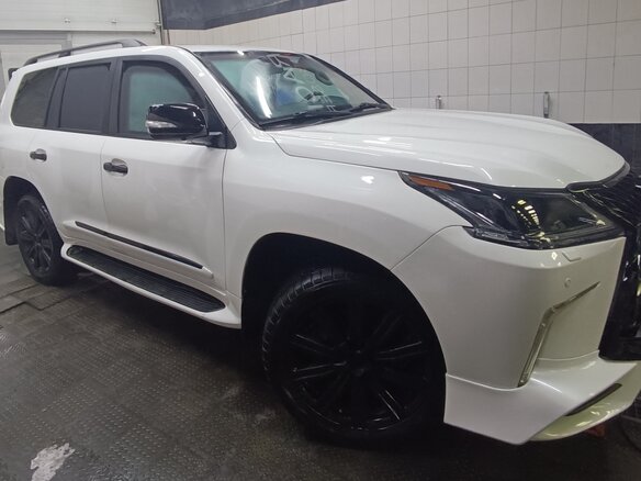 2010 Lexus LX 570 III, белый, 7500000 рублей - вид 13