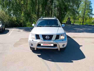 2007 Nissan Navara (Frontier) III (D40), серебристый, 1350000 рублей, вид 2
