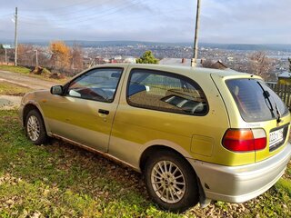 1997 Nissan Almera I (N15), зелёный, 150000 рублей, вид 3