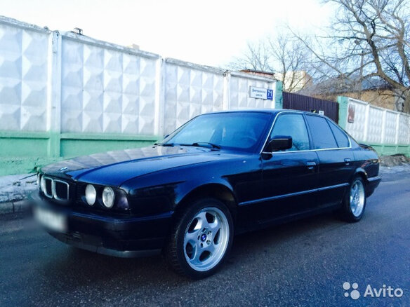 1991 BMW 5 серии 535i III (E34), чёрный