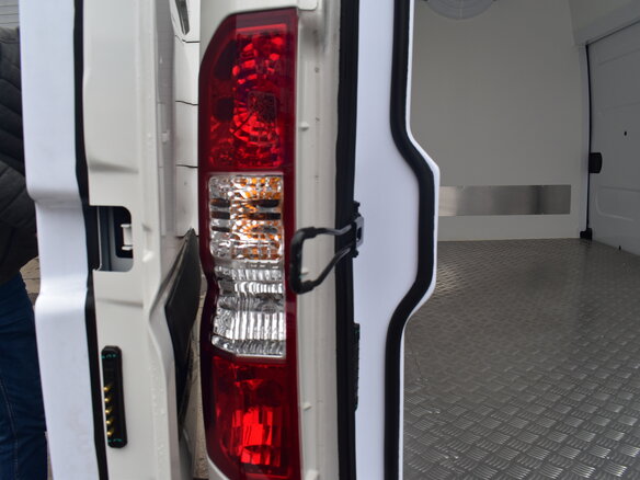 2026 Dongfeng K33, белый, 5700000 рублей - вид 6