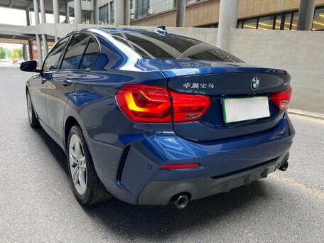 2022 BMW 1 серии 120i III (F52) Рестайлинг, синий, 1980000 рублей, вид 4