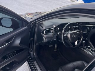 2018 Toyota Camry VII (XV50) Рестайлинг 2, чёрный, 2500000 рублей, вид 5