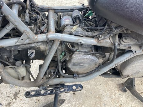2003 Suzuki Burgman (SkyWave) 650, серебристый, 230000 рублей, вид 3