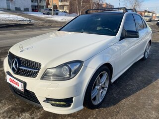 2011 Mercedes-Benz C-Класс 180 BlueEFFICIENCY III (W204) Рестайлинг, белый, 1700000 рублей, вид 3