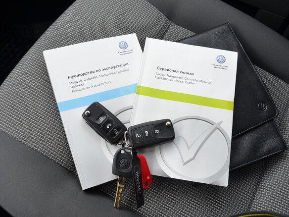 2013 Volkswagen Caravelle T5 Рестайлинг, чёрный - вид 11