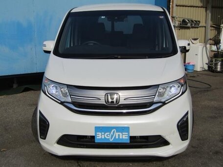 Honda Stepwgn V Рестайлинг