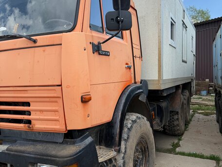 2011 КамАЗ 43118, оранжевый, 2900000 рублей, вид 2