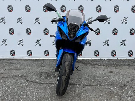 2024 Suzuki GSX-8R, синий, 940000 рублей, вид 2