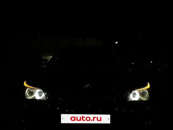 2009 BMW 5 серии 525xi V (E60/E61) Рестайлинг, чёрный, 2300000 рублей - вид 1