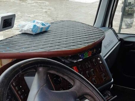 2003 Mercedes-Benz Actros, белый, 1900000 рублей, вид 2