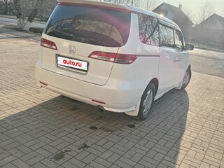 2004 Honda Elysion I, белый, 1250000 рублей, вид 4