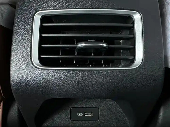 2021 Geely Coolray (Binyue) I, чёрный - вид 18