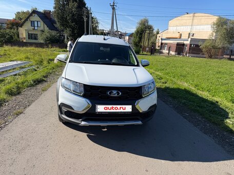 2025 Lada (ВАЗ) Largus Cross I Рестайлинг, белый, 1550000 рублей, вид 2