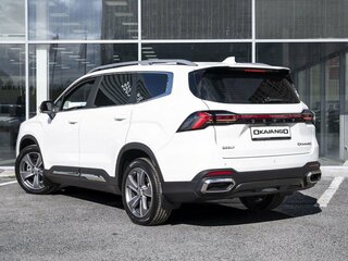 2026 Geely Okavango I Рестайлинг, белый, 3988990 рублей, вид 5