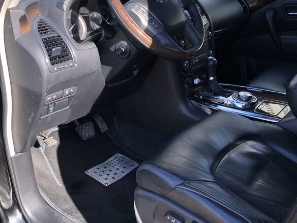 2013 Infiniti QX80 I, чёрный, 2250000 рублей - вид 8