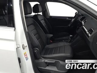 2022 Volkswagen Tiguan Allspace II Рестайлинг, белый, 3829269 рублей, вид 3