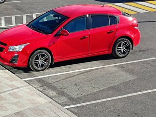 2013 Chevrolet Cruze I Рестайлинг, красный, 999999 рублей, вид 2