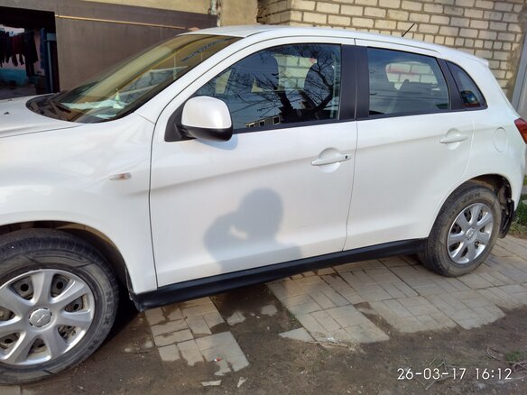 2014 Mitsubishi ASX I Рестайлинг, белый, 1150000 рублей - вид 2
