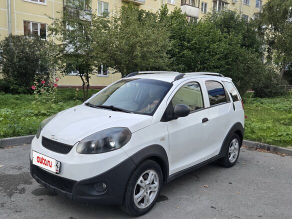 2013 Chery IndiS (S18D) I, белый, 300000 рублей